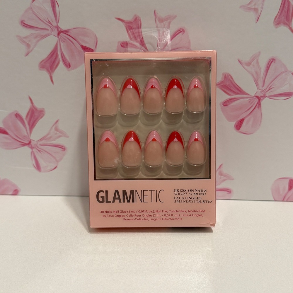 Glamnetic Short Almond Press-On Nails Red Pink Heart French Tip 30 Nails Kit NEW